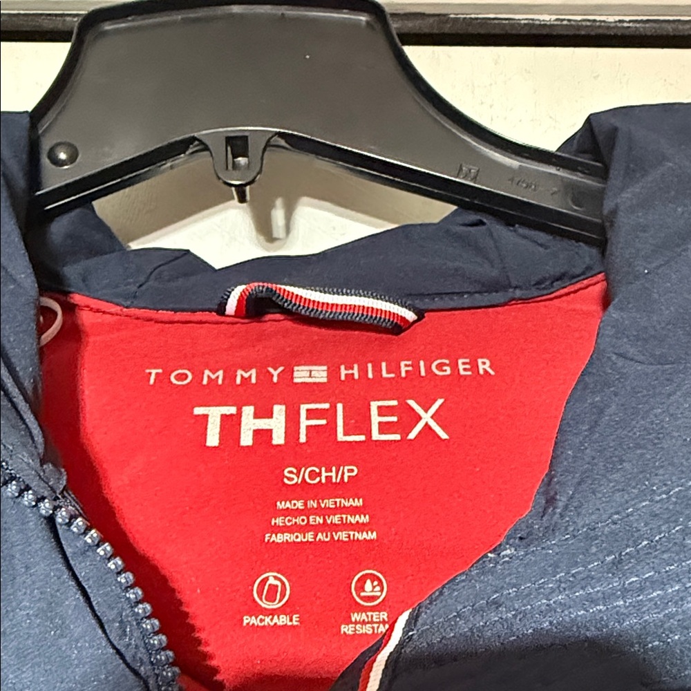Tommy Hilfiger Women's Dark Blue Puffer Jacket NWT - Picture 2 of 9